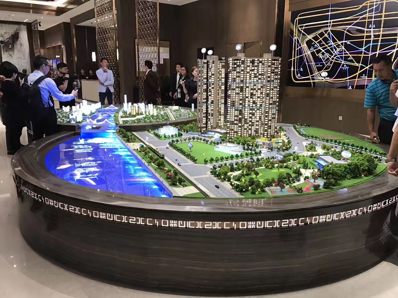 商業(yè)空間的展示設計 商業(yè)空間的展示設計