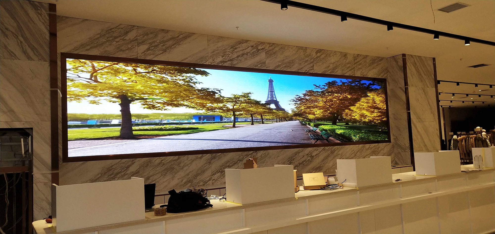 P4室內(nèi)SLED顯示屏 P4室內(nèi)SLED顯示屏